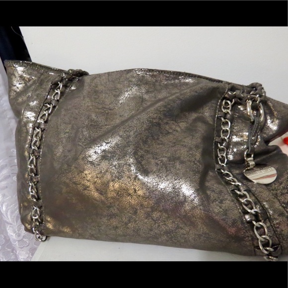 Jennifer Lopez Handbags - 🔴  bundle 4/$20 Jennifer Lopez Gray Purse